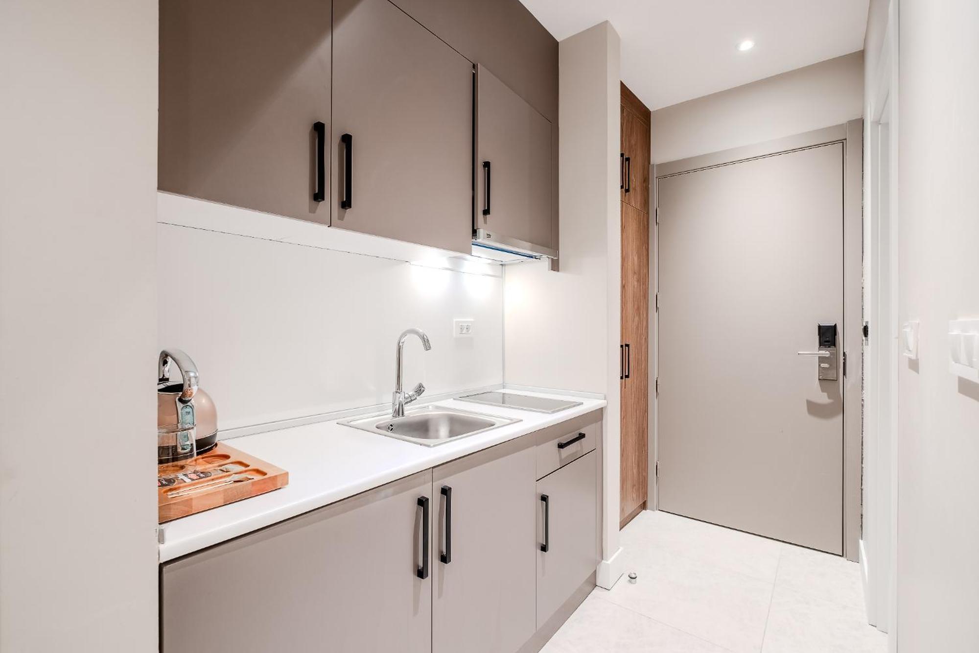 Montenegro Lodge Kavač Rum bild Kitchenette